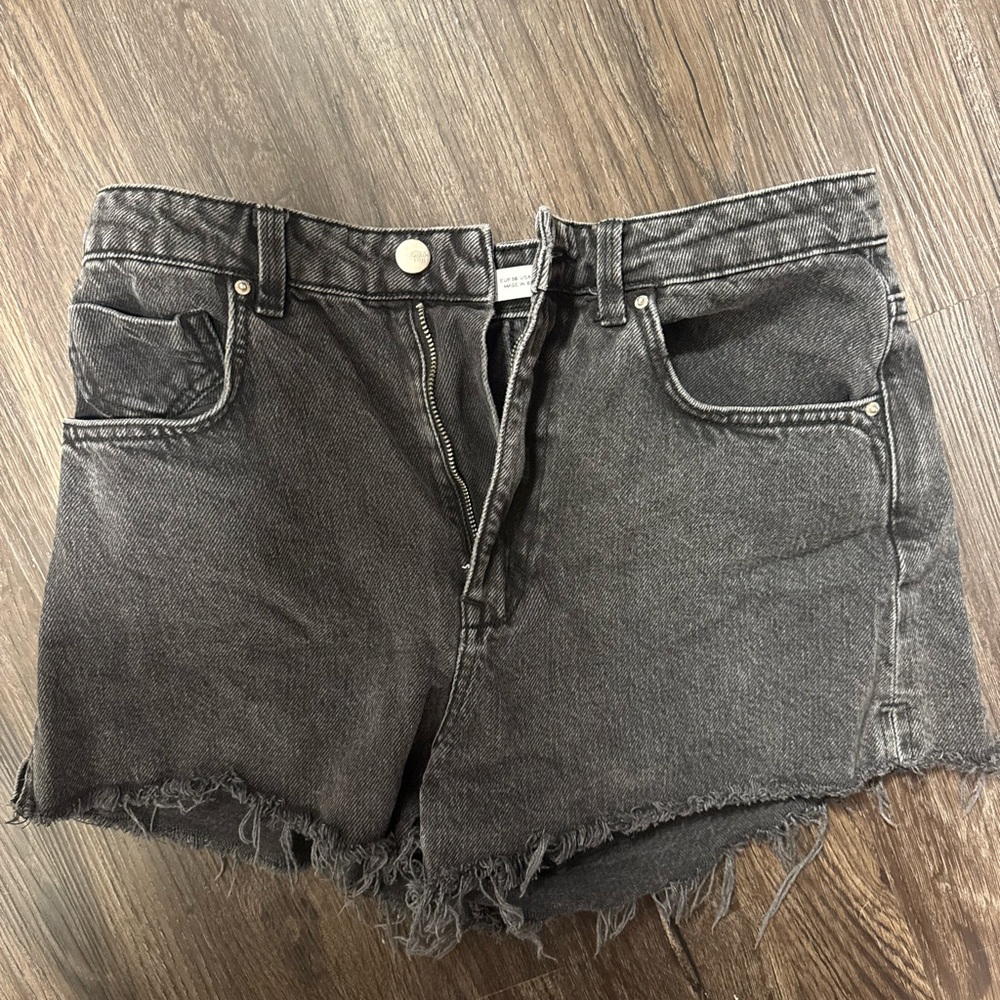 zara shorts size 6